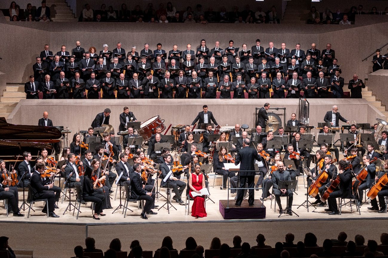 La Orquesta Sinfónica de Torrevieja en concierto